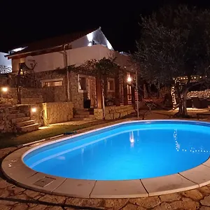 House Pulina , Punat Kroatien
